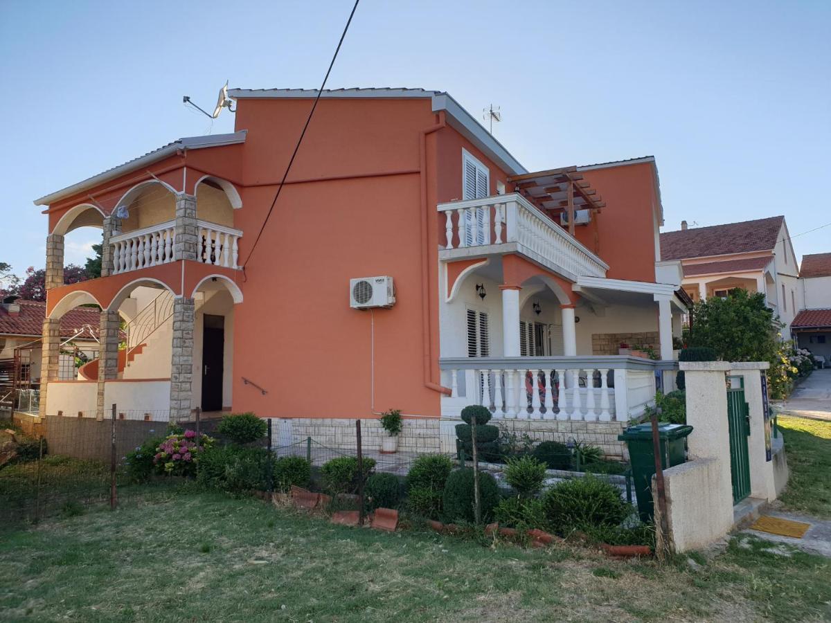 Apartments Martinovic By The Sea Kukljica Exterior photo